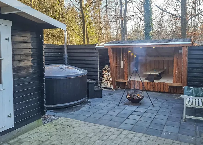Two-bedroom In Feriehus